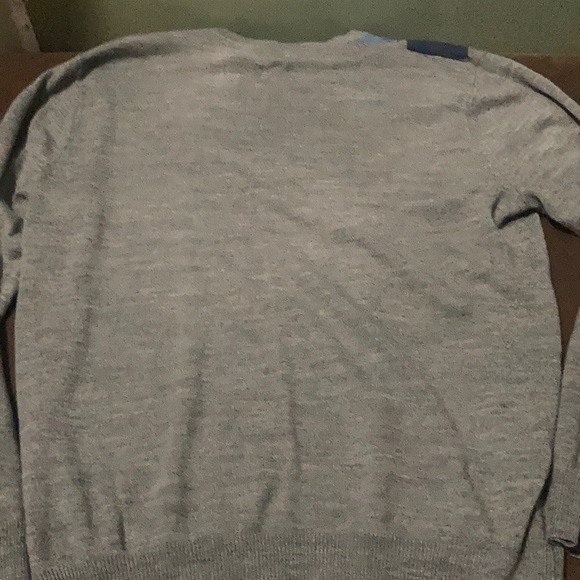 Nice casual sweater for the fall - Picture 5 of 6